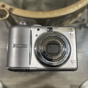 Canon Gray Digital Camera with 4x Optical Zoom